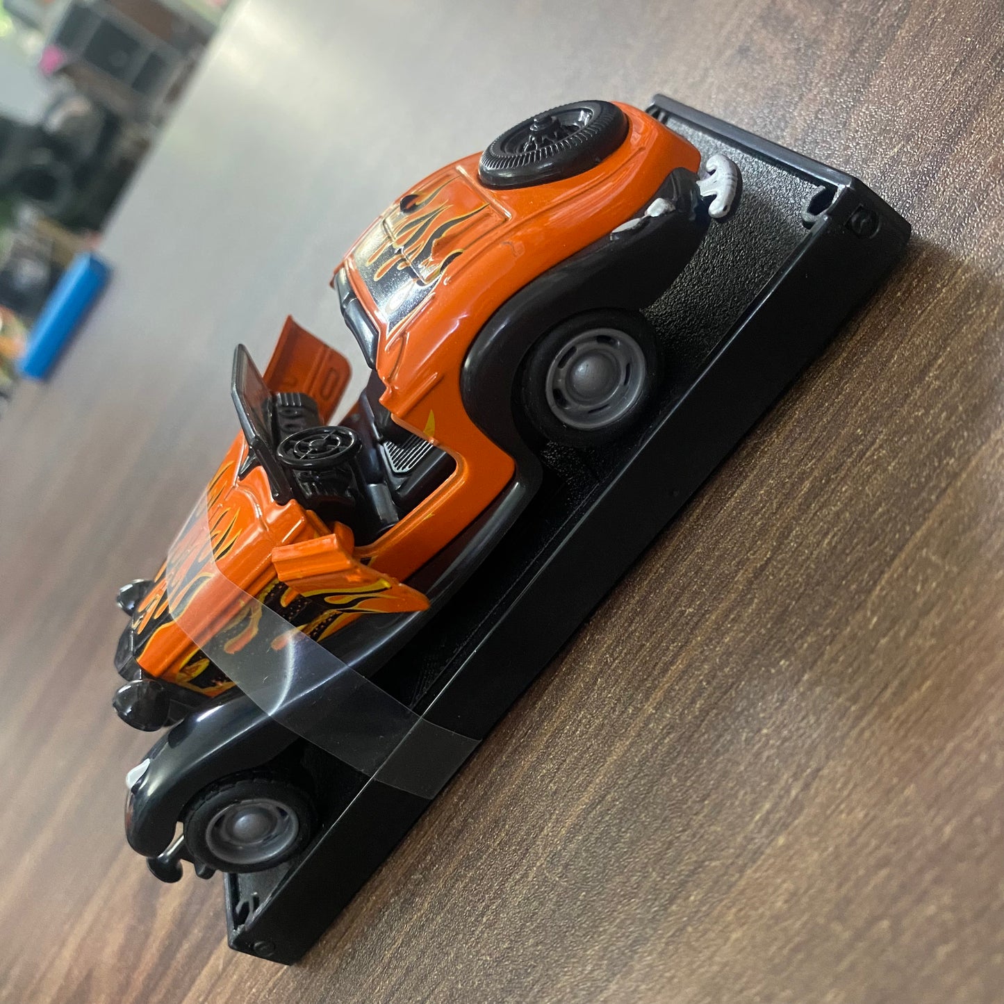 1:36 Scale Die-Cast Vintage Sports Car Toy