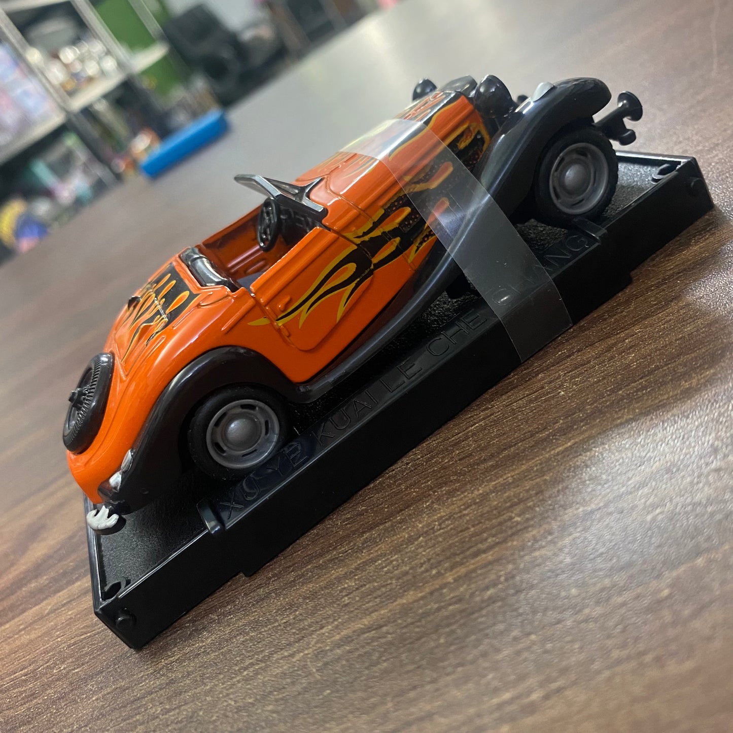 1:36 Scale Die-Cast Vintage Sports Car Toy