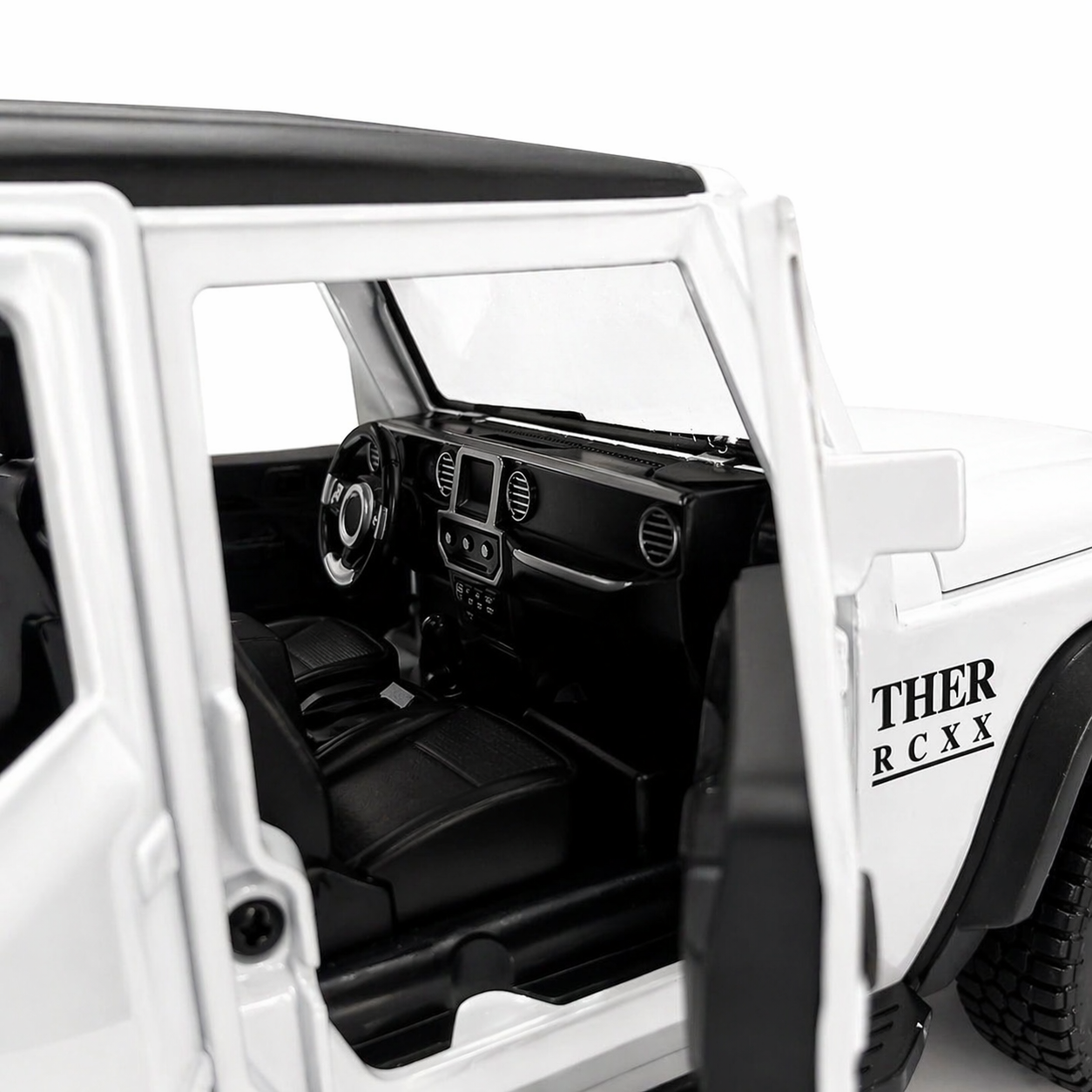 Thar Roxx RC Jeep Die Cast Car in 1:22 Scale – 2.4GHz Remote Control SUV with Lights, Open Doors & Smoke Effect