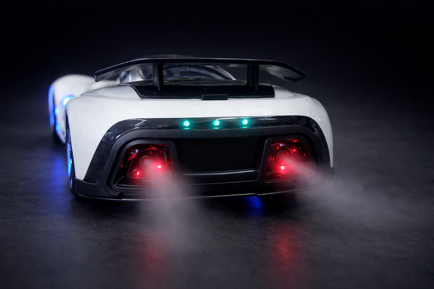 Hand Gesture Control Spray RC Car with LED Lights & Double Mist Effect |